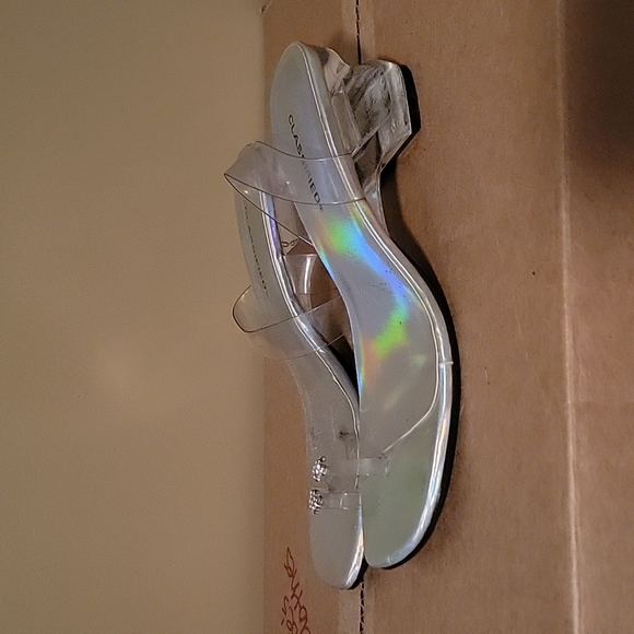 Classified Size 7 - Picture 1 of 4